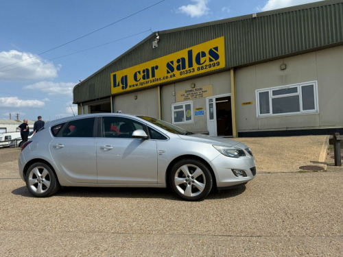 Vauxhall Astra  1.6 16v SRi Hatchback 5dr Petrol Manual Euro 5 (11