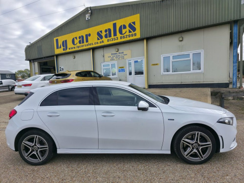 Mercedes-Benz A-Class  1.3 A250e 15.6kWh AMG Line Hatchback 5dr Petrol Pl