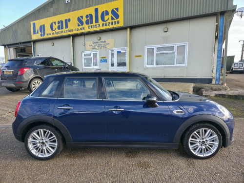 MINI Hatch  1.5 Cooper D Hatchback 5dr Diesel Manual Euro 6 (s