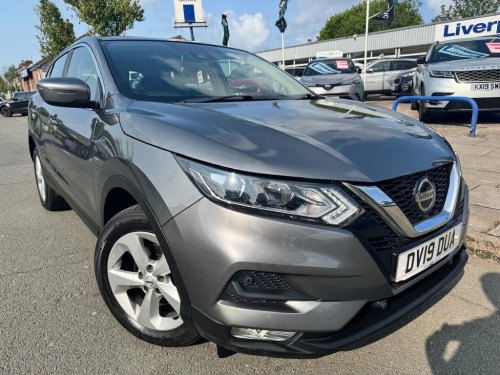 Nissan Qashqai  1.3 DIG-T Acenta Premium SUV 5dr Petrol Manual Eur