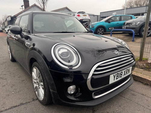 MINI Hatch  1.5 Cooper Hatchback 5dr Petrol Steptronic Euro 6  