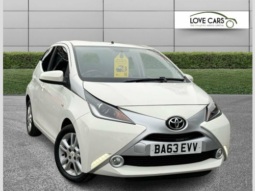 Toyota AYGO  1.0 VVT-i x-pure Hatchback 5dr Petrol Manual Euro 