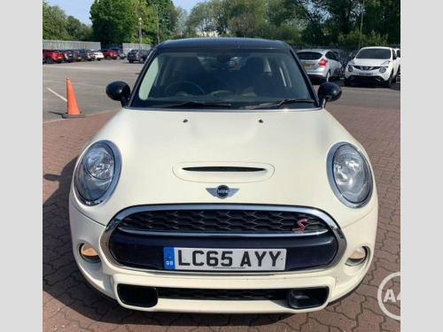 MINI Hatch  2.0 Cooper SD Hatchback 5dr Diesel Manual Euro 6 (