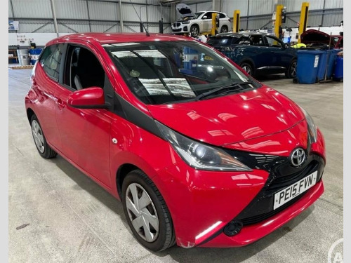 Toyota AYGO  1.0 VVT-i x-play Hatchback 5dr Petrol Manual Euro 