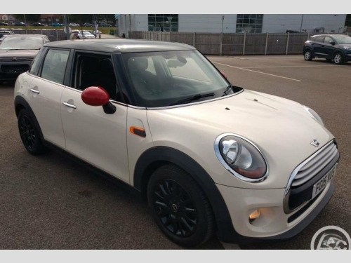 MINI Hatch  1.5 Cooper Hatchback 5dr Petrol Auto Euro 6 (s/s) 