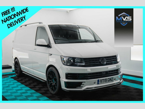 Volkswagen Transporter  2.0 T6 R STYLED WITH UPGRADED LEATHER SEATS - AIR 