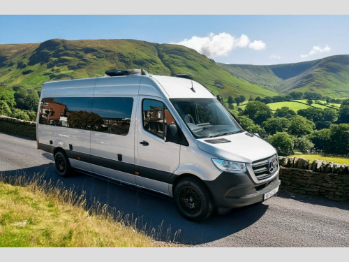 Mercedes-Benz Sprinter  2.0 315 PREMIUM RWD L3H2 AUTO MCLAREN SPORTS HOME 
