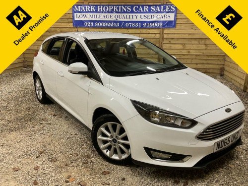 Ford Focus  1.5 TDCi Titanium Hatchback 5dr Diesel Manual Euro