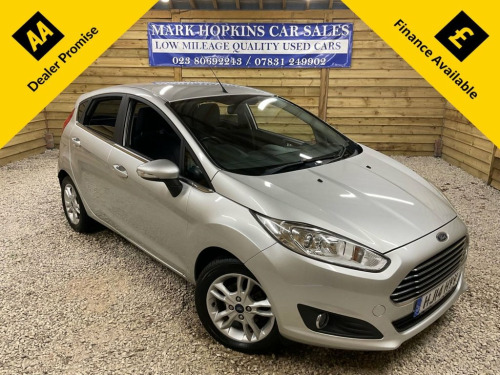 Ford Fiesta  1.25 Zetec Hatchback 5dr Petrol Manual Euro 5 (82 