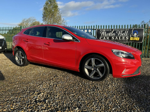 Volvo V40  2.0 D4 R-DESIGN FREE ROAD TAX ULEZ/COMPLIANT  TSI 