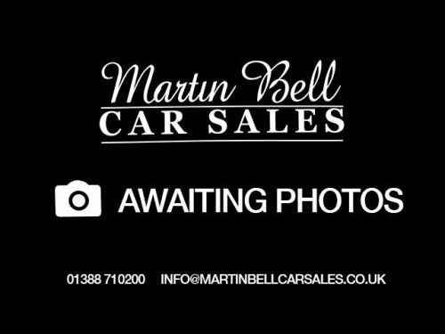 Volvo V40  2.0 D3 SE LUX NAV D3 FSH VERY WELL LOOKED AFTER CA