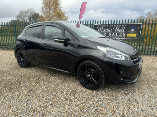 Peugeot 208  1.2 PURE TECH GT LINE 5 DOOR STUNNING EXAMPLE  FIN