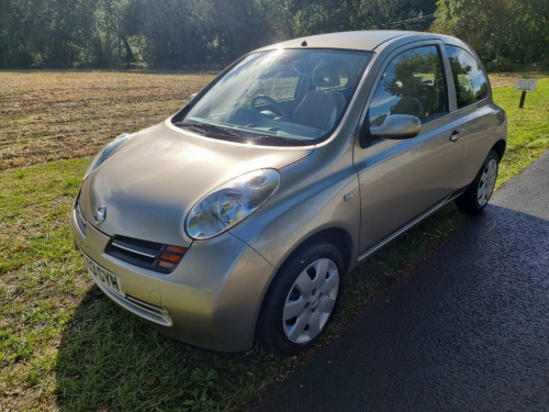 Nissan Micra  1.4L SE 3d AUTO 88 BHP Very clean condition.