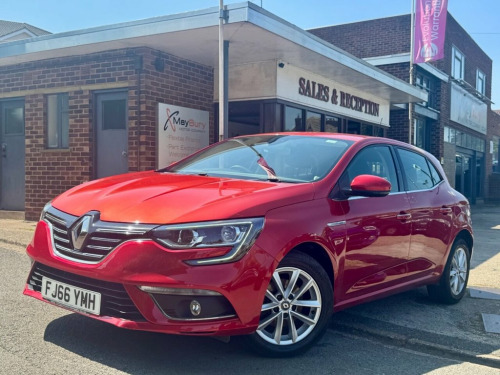Renault Megane  1.2 TCe Dynamique Nav Hatchback 5dr Petrol Manual 