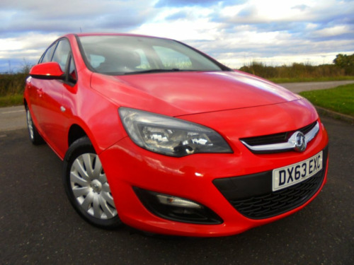 Vauxhall Astra  1.4 16v Exclusiv Hatchback 5dr Petrol Manual Euro 