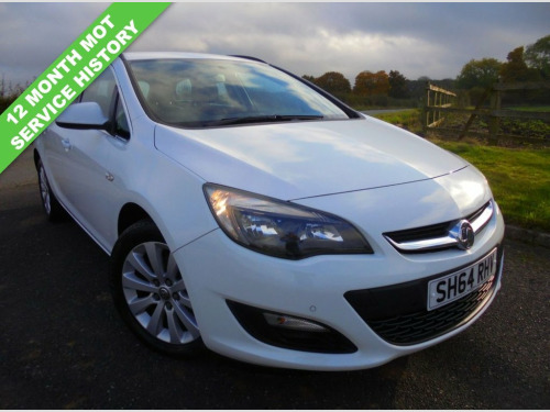 Vauxhall Astra  2.0 CDTi Tech Line Sports Tourer 5dr Diesel Manual