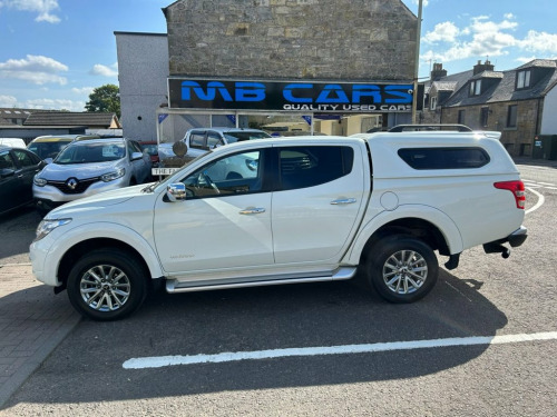 Mitsubishi L200  2.4 DI-D DC Warrior Pickup Double Cab 4dr Diesel M
