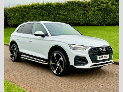 Audi Q5  2.0 TDI 40 Sport SUV 5dr Diesel S Tronic quattro E