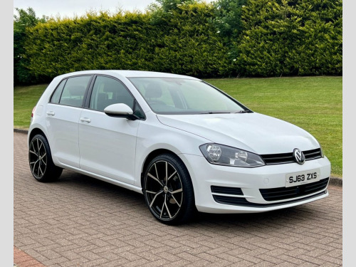 Volkswagen Golf  1.6 TDI BlueMotion Tech SE Hatchback 5dr Diesel Ma