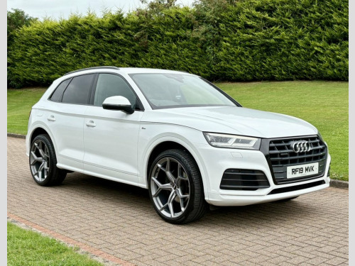Audi Q5  2.0 TDI 40 S line SUV 5dr Diesel S Tronic quattro 
