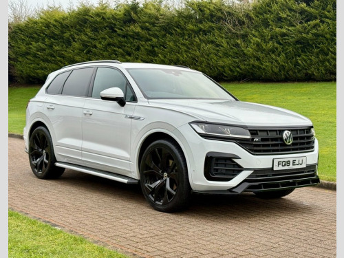 Volkswagen Touareg  3.0 TDI V6 R-Line Tech SUV 5dr Diesel Tiptronic 4M 
