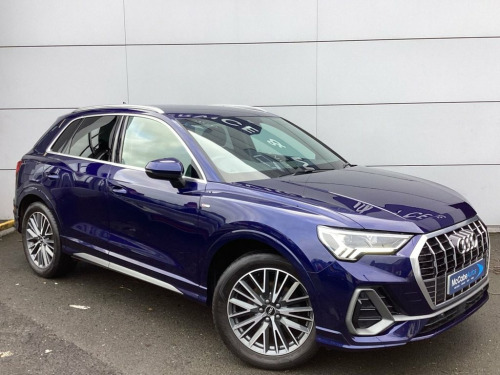 Audi Q3  1.5 TFSI CoD 35 S line SUV 5dr Petrol Manual Euro 