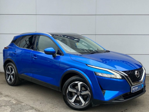 Nissan Qashqai  1.3 DIG-T MHEV N-Connecta SUV 5dr Petrol Hybrid Ma