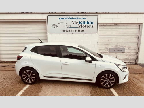 Renault Clio ICONIC TCE