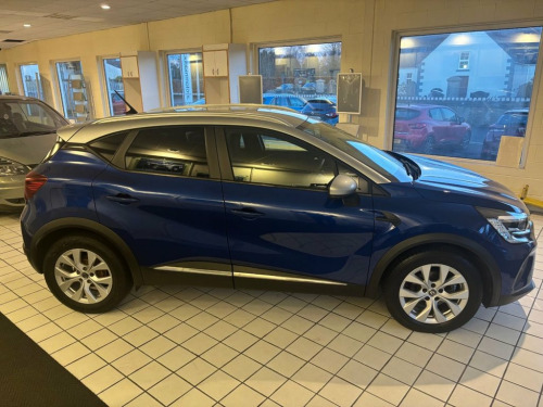 Renault Captur  1.3 TCe Iconic EDC (AUTO)
