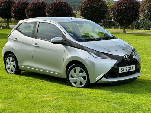 Toyota AYGO  1.0L VVT-I X-PLAY 5d 69 BHP