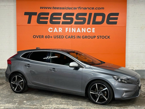 Volvo V40  2.0 T2 R-Design Hatchback 5dr Petrol Manual Euro 6