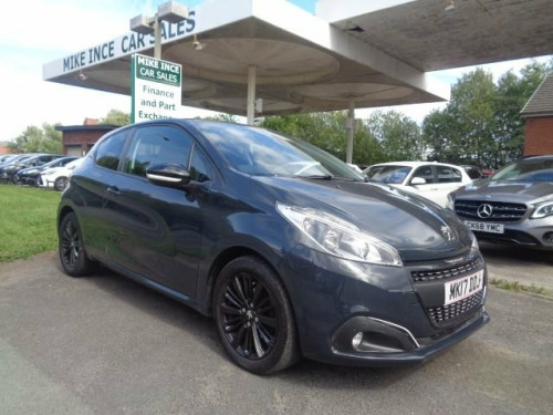 Peugeot 208  1.2 PureTech Black Edition Hatchback 3dr Petrol Ma