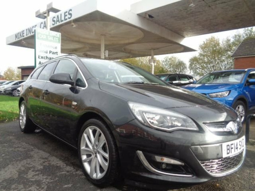 Vauxhall Astra  1.6 16V SRi Sports Tourer 5dr Petrol Manual Euro 5