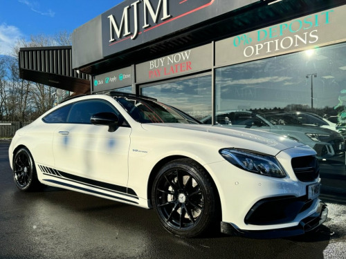 Mercedes-Benz C-Class  4.0 AMG C 63 PREMIUM 2d 469 BHP * HUGE SPEC LIST *