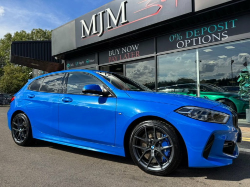 BMW 1 Series  1.5 118i M Sport (LCP) Hatchback 5dr Petrol DCT Eu