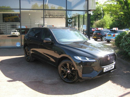 Jaguar F-PACE  2.0 P250i R-Dynamic SE SUV 5dr Petrol Auto AWD Eur