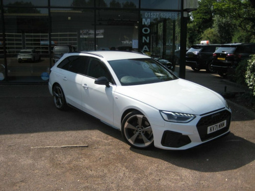 Audi A4 Avant  2.0 TDI 35 Black Edition Estate 5dr Diesel S Troni
