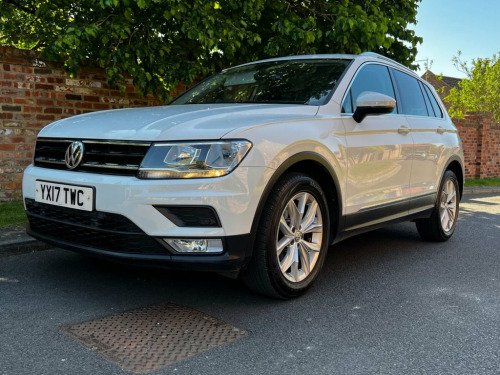 Volkswagen Tiguan  1.4 TSI BlueMotion Tech SE Navigation SUV 5dr Petr