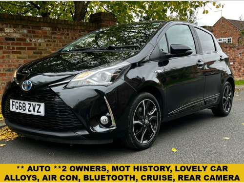 Toyota Yaris  1.5 VVT-h Design Hatchback 5dr Petrol Hybrid E-CVT 
