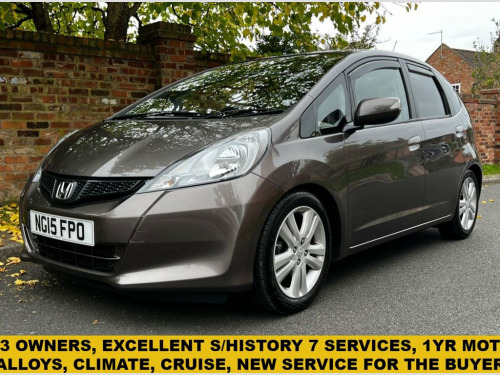 Honda Jazz  1.4 i-VTEC ES Plus Hatchback 5dr Petrol Manual Eur