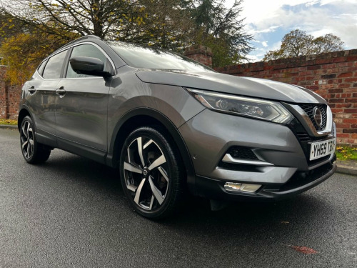 Nissan Qashqai  1.3 DIG-T Tekna SUV 5dr Petrol Manual Euro 6 (s/s)