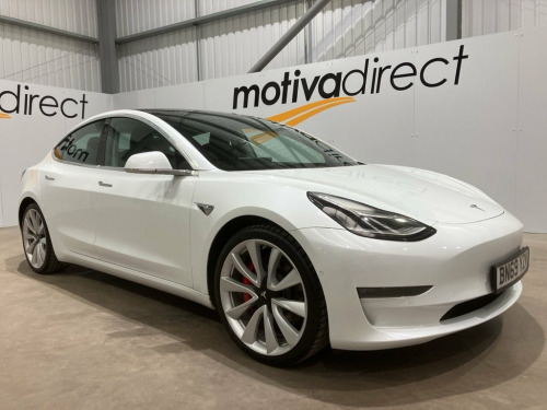 Tesla Model 3  (Dual Motor) Performance Saloon 4dr Electric Auto 