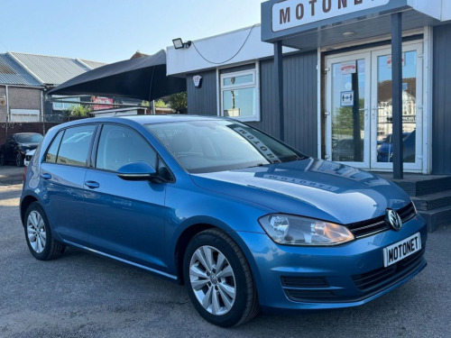 Volkswagen Golf  1.6 TDI BlueMotion Tech SE Hatchback 5dr Diesel Ma